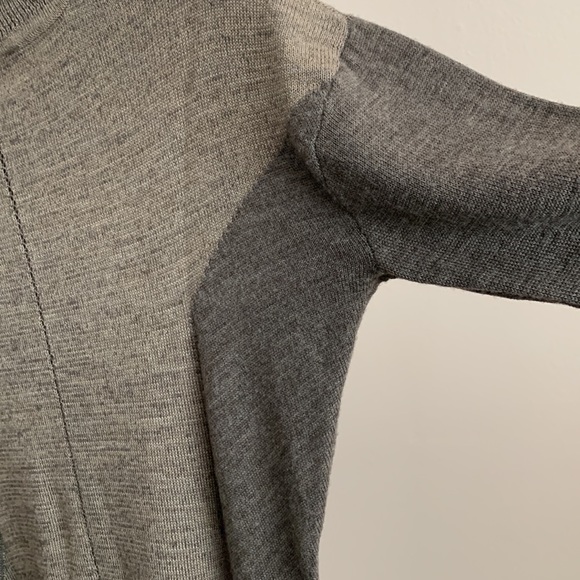 Comfortable sweater dress. Perfect with fall boots! - Picture 6 of 7